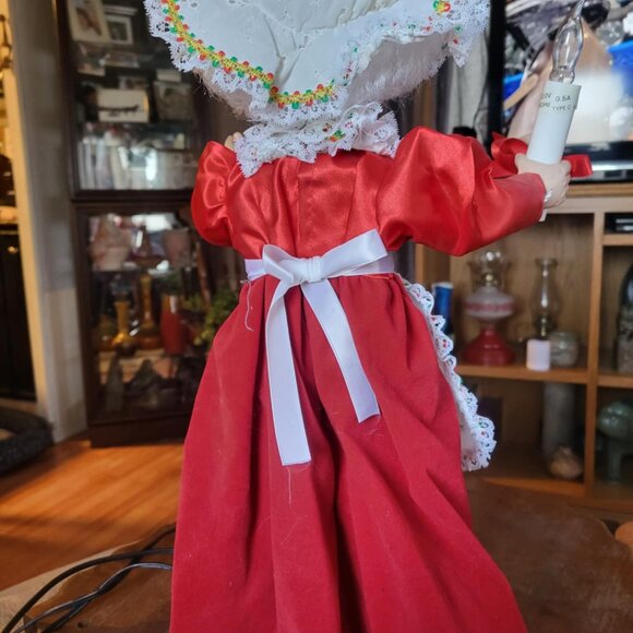 Vintage Woolworth's Design Arts Mrs. Claus Lighting the way! So adorable! - Picture 9 of 9